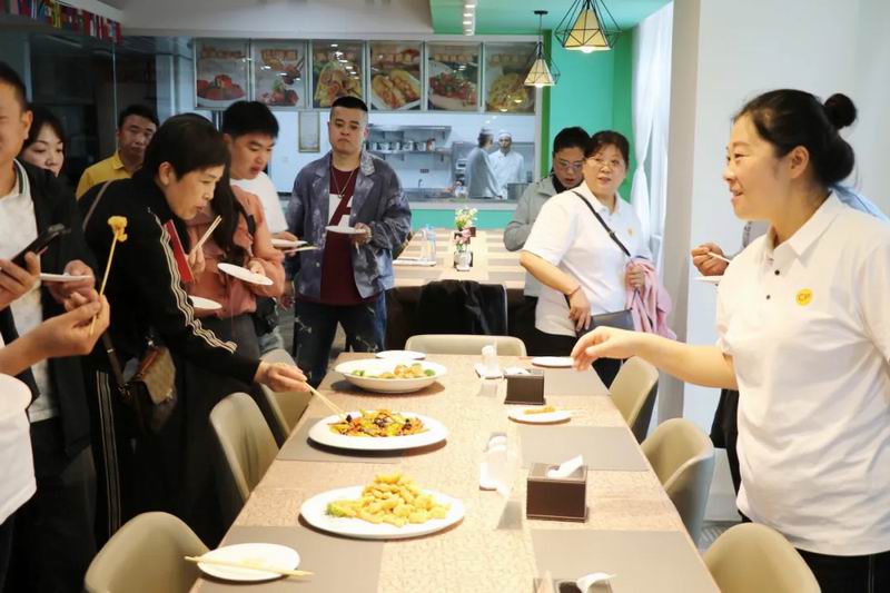 1745477181752204.jpg 640_wx_fmt=jpeg&from=appmsg&tp=webp&wxfrom=5&wx_lazy=1 (7).jpg